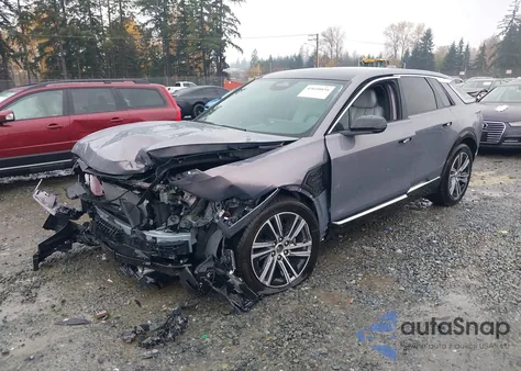 2024 Cadillac Lyriq Luxury W/1Sc z USA, uszkodzony, nr VIN 1GYKPPRL8RZ126071